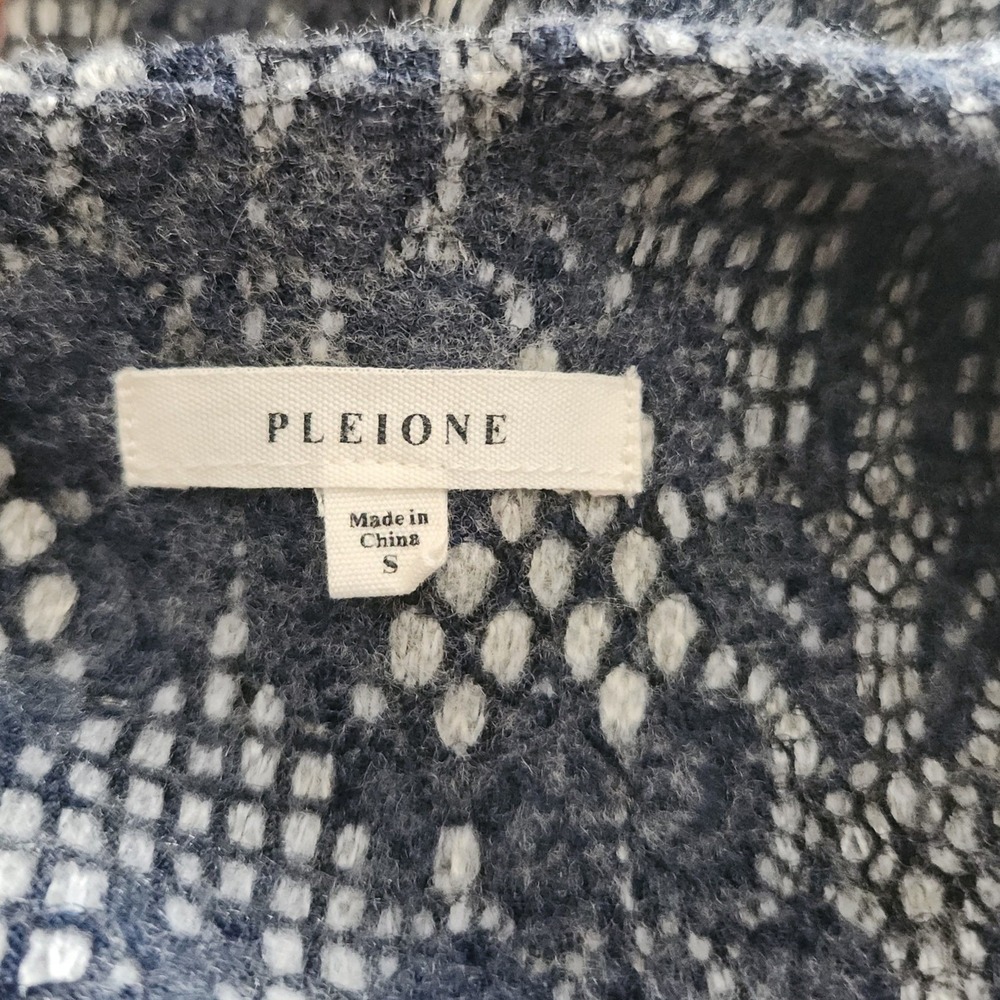 PLEIONE Blue & White Blouse Artisanal Lace Overlay‎ Mixed Media Top Size Small - Picture 6 of 8